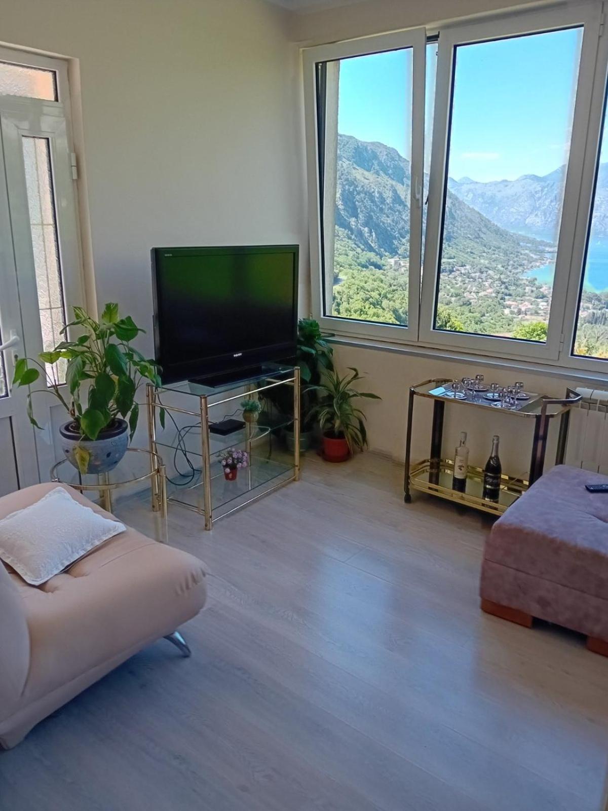Apartments Vidikovac Inn コトル エクステリア 写真