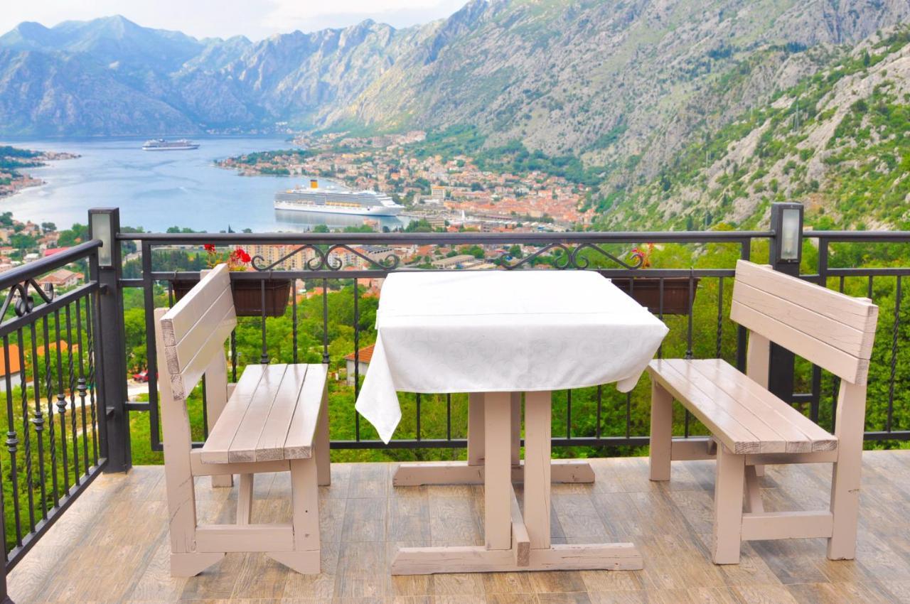 Apartments Vidikovac Inn コトル エクステリア 写真