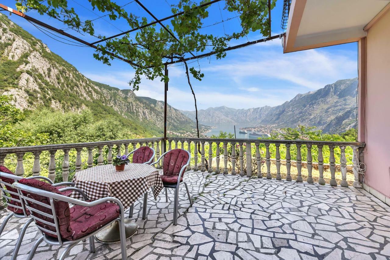 Apartments Vidikovac Inn コトル エクステリア 写真