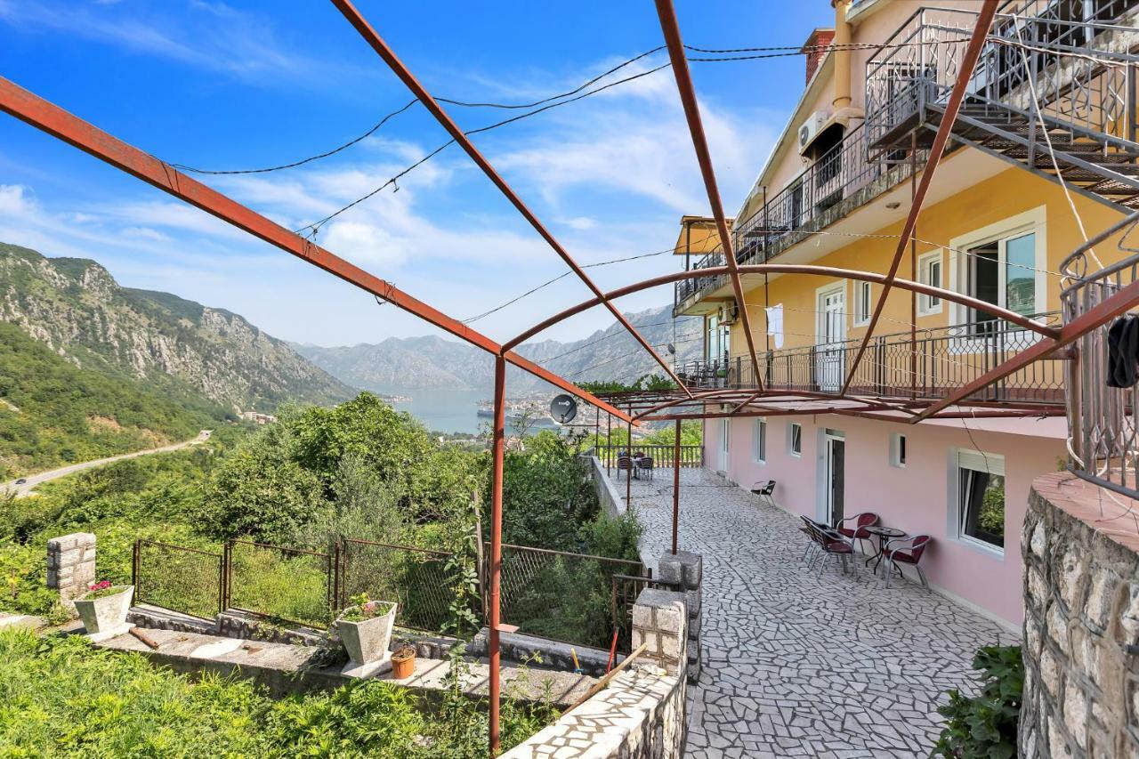 Apartments Vidikovac Inn コトル エクステリア 写真